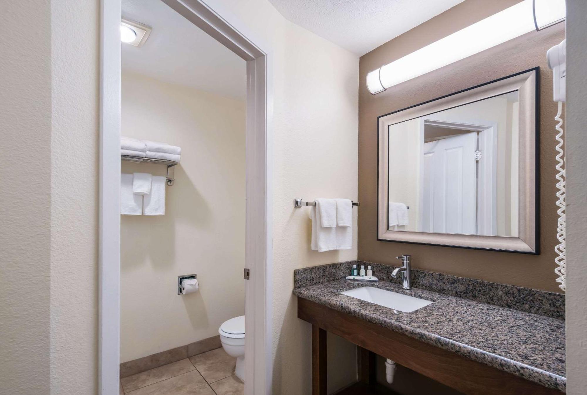 Quality Inn & Suites Coeur D'Alene Ngoại thất bức ảnh